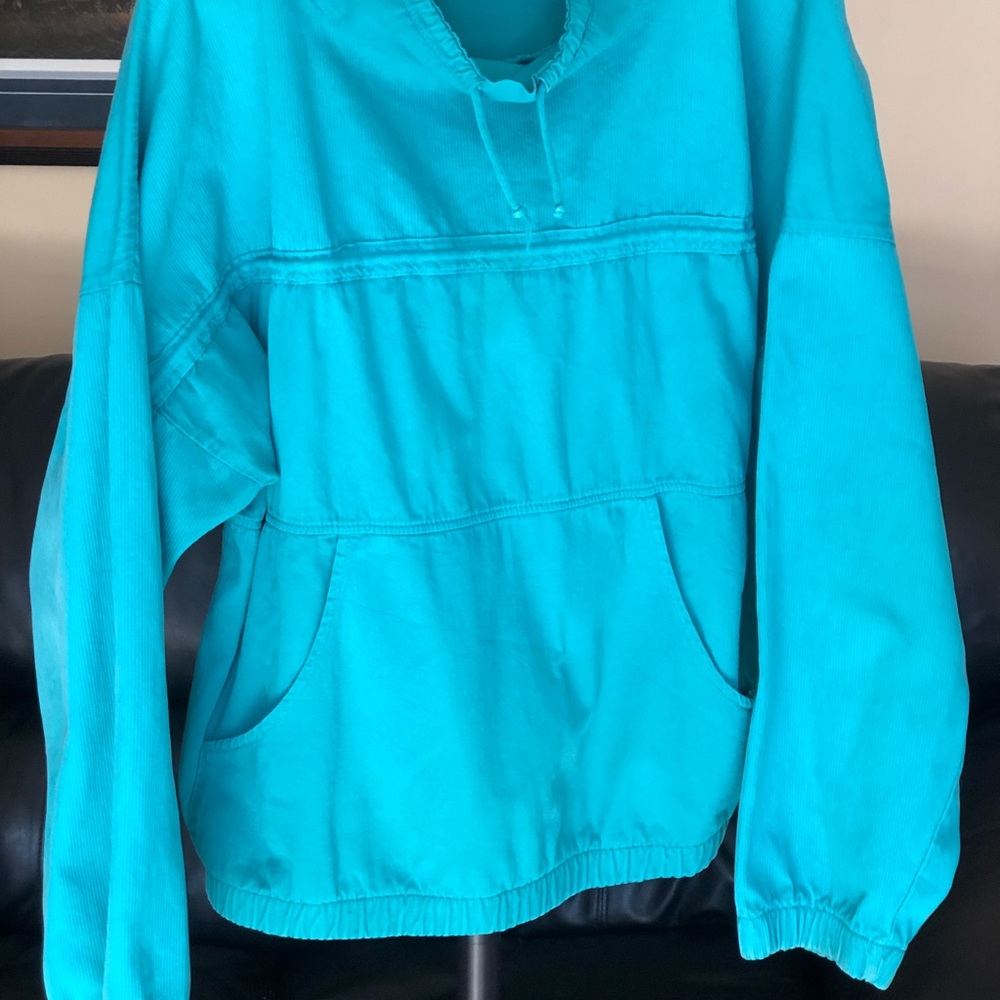 Pullover - Picture 2 of 3